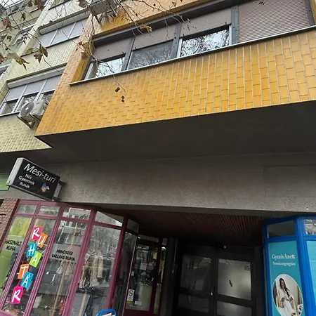 Apartament Revi Beci